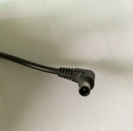 dc-4017-right-angle-power-cable