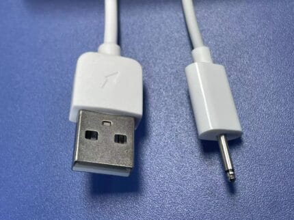 magnetic-charging-cable-dc-20 connector detail