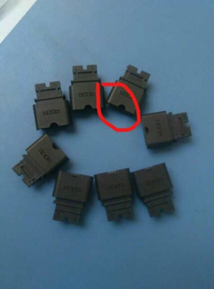 plantronics-headset-bottom-qd-cable connector detail